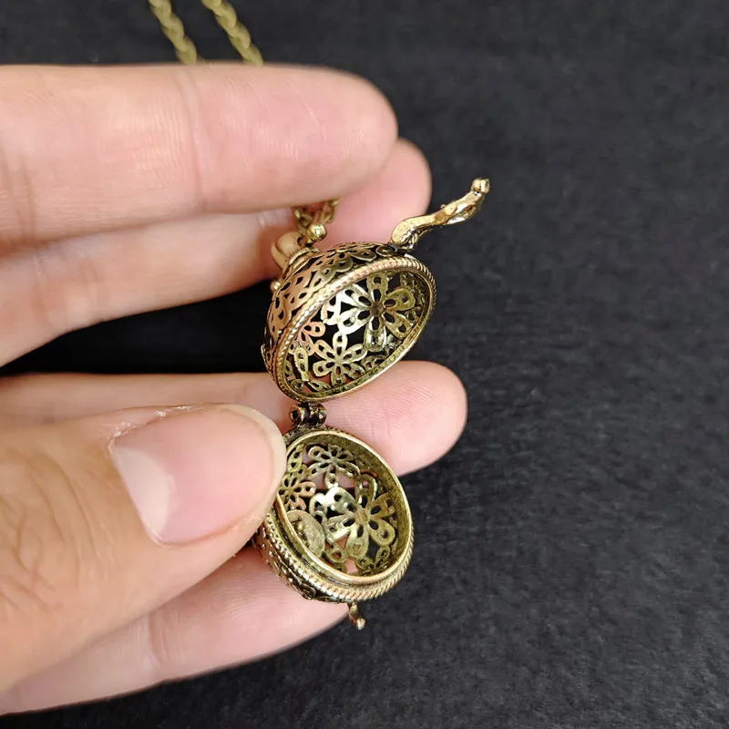 Médaillon boule creuse en lait - Diffuser Necklace Locket avis et prix