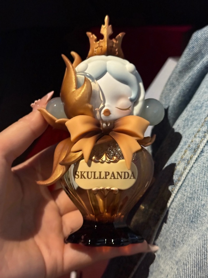 Authentique Pop Mart Skullpand - Home Fragrance Aesop avis et prix